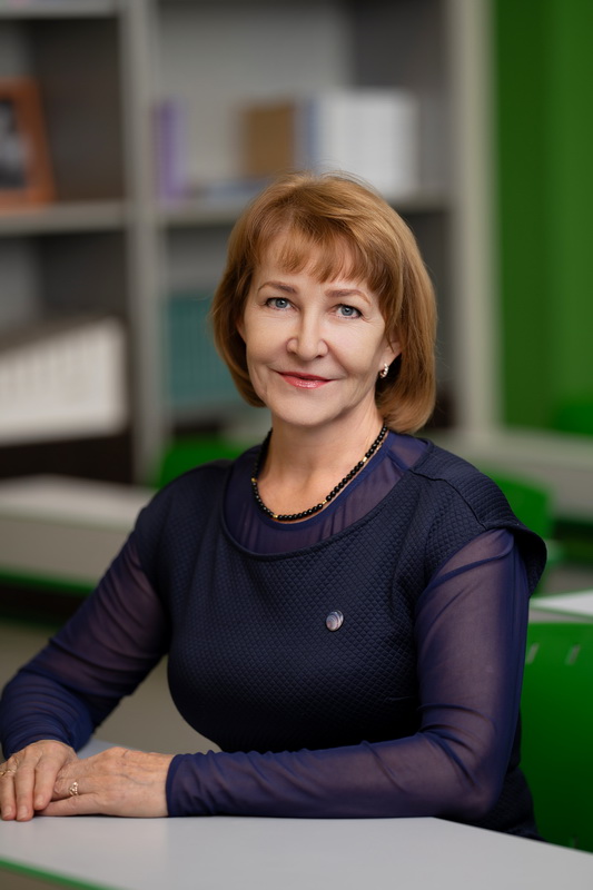 Пчельникова Валентина Андреевна.