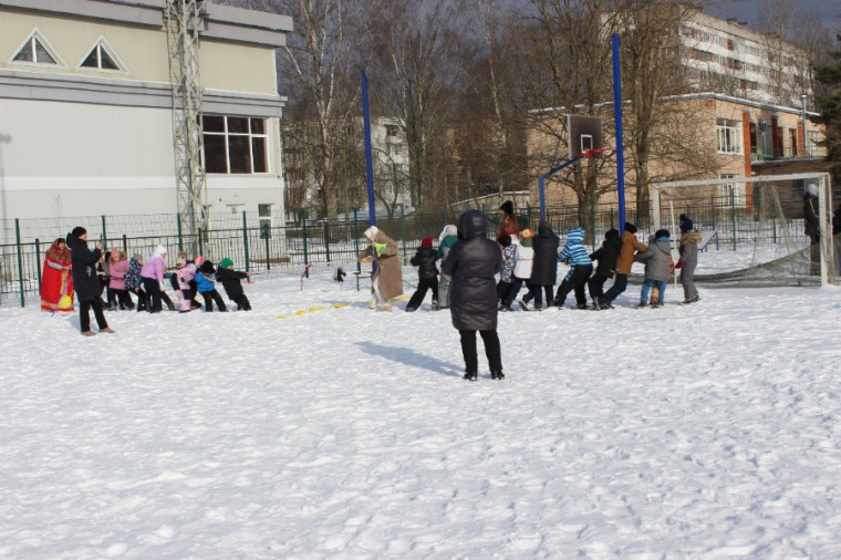 ШИРОКАЯ МАСЛЕНИЦА В МБОУ КСОШ 4.